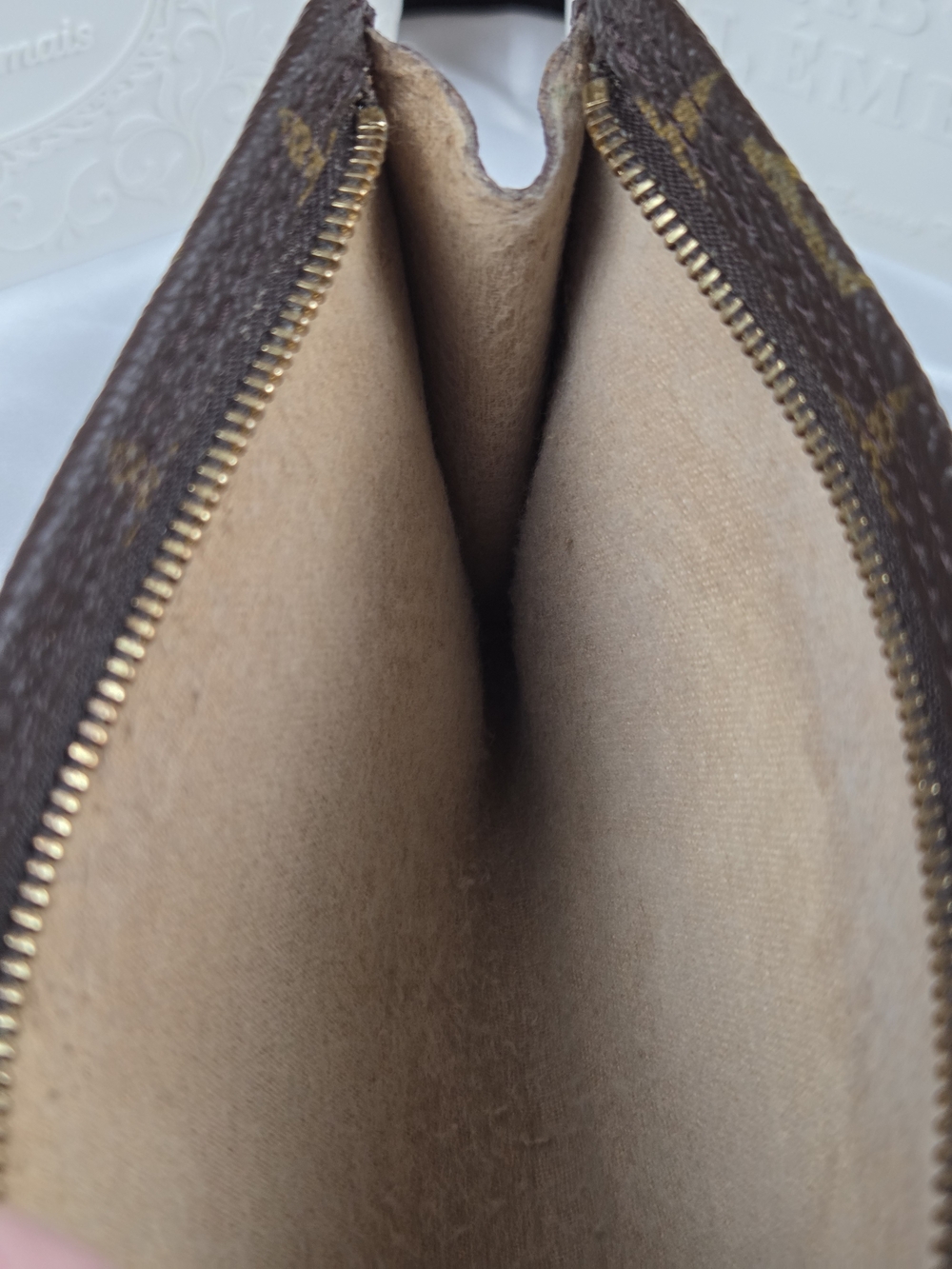 Louis Vuitton Monogram Vintage Pochette Clutch Cosmetic Pouch - Picture 10 of 14